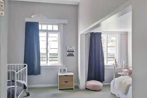 Photo of property in 10 Rira Street, Marton, 4710