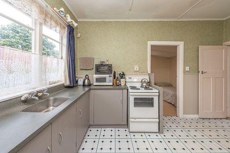 Photo of property in 20 Manuka Street, Castlecliff, Whanganui, 4501