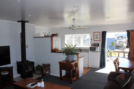 Photo of property in 21 Nicholas Avenue, Whitianga, 3510