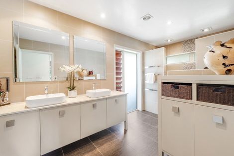 Photo of property in 17 Pearson Road, Whitford, 2571