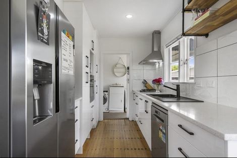 Photo of property in 34 Kelvin Road, Papakura, 2110