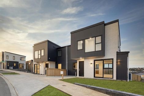 Photo of property in 37 Paina Crescent, Massey, Auckland, 0614