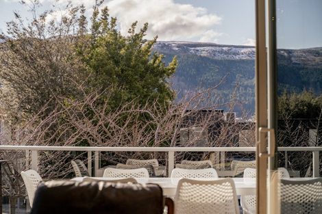 Photo of property in 73 Oregon Drive, Kelvin Heights, Queenstown, 9300