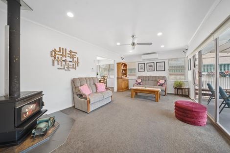 Photo of property in 13a Glen Avenue, Papatoetoe, Auckland, 2025
