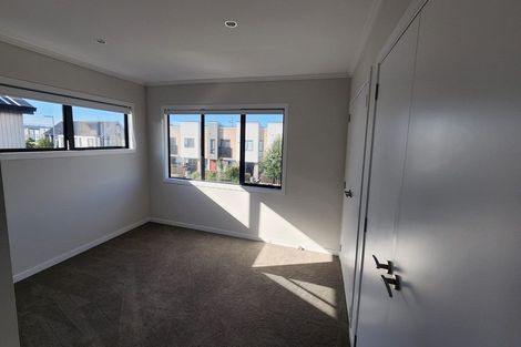 Photo of property in 40 Onekiritea Road, Hobsonville, Auckland, 0616