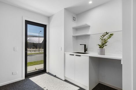 Photo of property in 82 Muster Road, Jacks Point, 9371