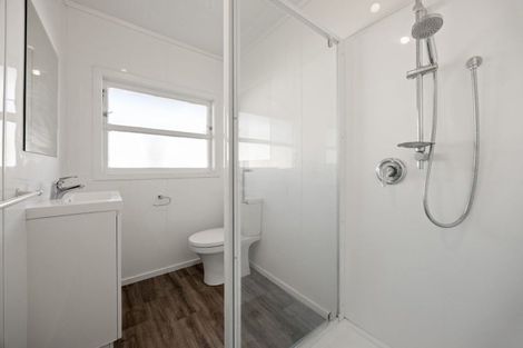 Photo of property in 52a Cameron Road, Hamilton East, Hamilton, 3216