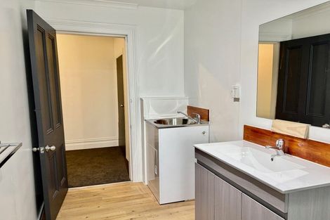 Photo of property in 19 Royal Crescent, Saint Kilda, Dunedin, 9012