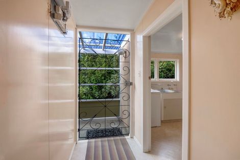 Photo of property in 100 Perth Street, Holmes Hill, Oamaru, 9401