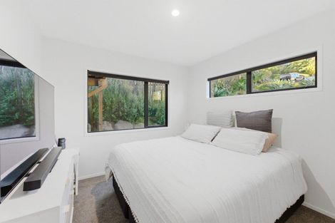 Photo of property in 59 Wallath Road, Westown, New Plymouth, 4310