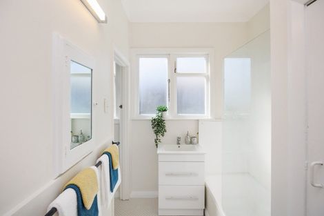 Photo of property in 657 Featherston Street, Roslyn, Palmerston North, 4414