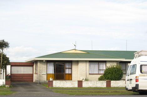 Photo of property in 76 Broadway, Stratford, 4332