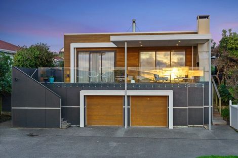 Photo of property in 79 Marine Parade, Paraparaumu Beach, Paraparaumu, 5032