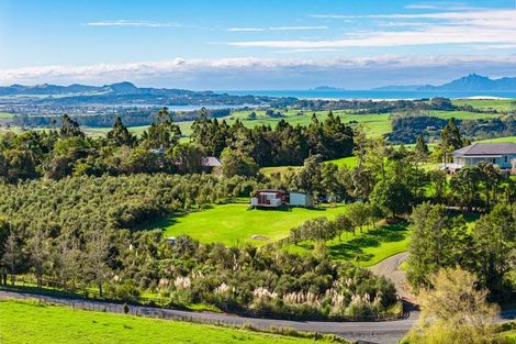Photo of property in 134 Cames Road, Mangawhai, 0975