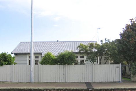 Photo of property in 585 Ferguson Street, Terrace End, Palmerston North, 4410