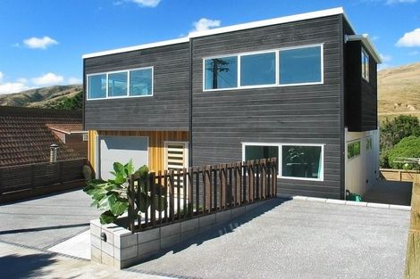 Photo of property in 90 Muri Road, Pukerua Bay, 5026