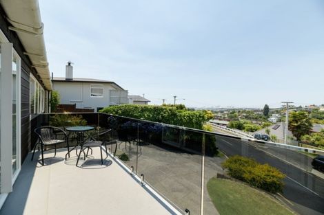 Photo of property in 65 Hinewa Road, Otumoetai, Tauranga, 3110
