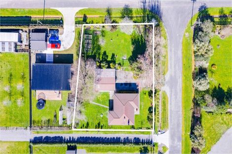 Photo of property in 35 Bell Street, Otane, 4202