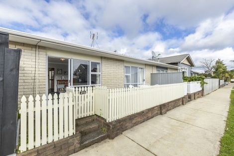Photo of property in 2/220 Coronation Avenue, Welbourn, New Plymouth, 4310