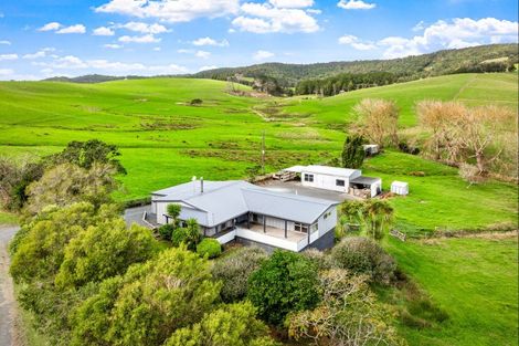Photo of property in 1213 Pakiri Block Road, Tomarata, Wellsford, 0974