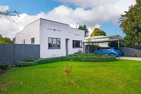 Photo of property in 1012 Heretaunga Street East, Parkvale, Hastings, 4122