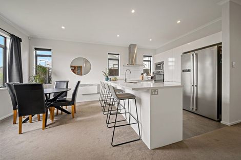 Photo of property in 22 Piripono Crescent, Pukekohe, 2120