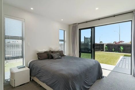 Photo of property in 3 Royal Crescent, Papamoa, 3118