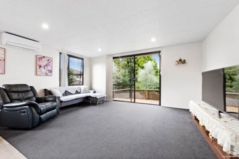 Photo of property in 342c/2 Royal Road, Massey, Auckland, 0614