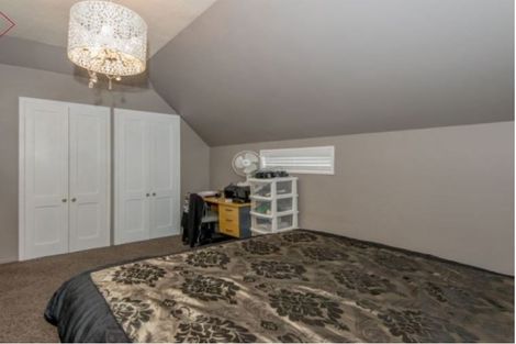 Photo of property in 244 Memorial Avenue, Burnside, Christchurch, 8053
