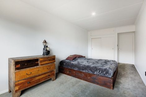 Photo of property in 1927 Parewanui Road, Parewanui, Bulls, 4894