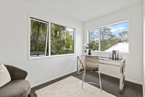 Photo of property in 21 Berne Place, Birkenhead, Auckland, 0626