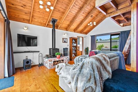 Photo of property in 178 Ngahau Bay Road, Helena Bay, Hikurangi, 0184