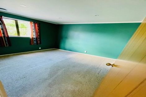 Photo of property in 3 Hastings Grove, Wainuiomata, Lower Hutt, 5014