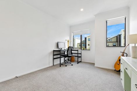 Photo of property in 7 Kanuka Road, Hobsonville, Auckland, 0616