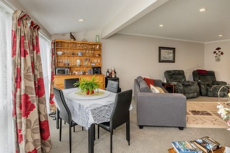 Photo of property in Rangeview Villas, 26/9 Fuller Close, Levin, 5510