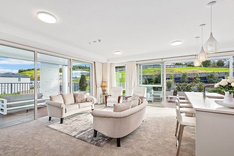 Photo of property in 164 Landmark Terrace, Orewa, 0931