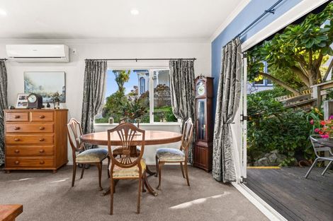 Photo of property in 32 France Road, Bluff Hill, Napier, 4110