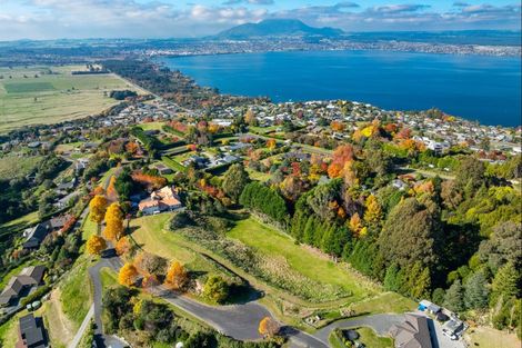 Photo of property in 137 Acacia Heights Drive, Acacia Bay, Taupo, 3385