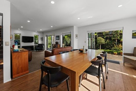 Photo of property in 35b Holly Road, St Albans, Christchurch, 8014