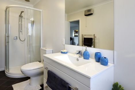 Photo of property in 36 Curtis Street, Stoke, Nelson, 7011