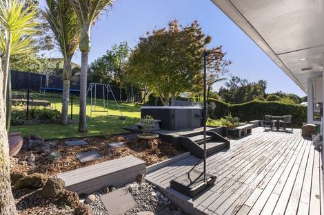 Photo of property in 31 Lingfield Street, Glenfield, Auckland, 0629