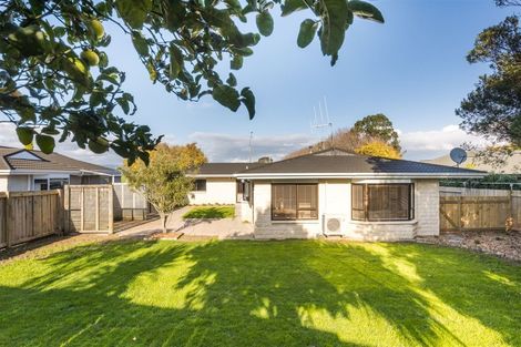 Photo of property in 130 John F Kennedy Drive, Milson, Palmerston North, 4414