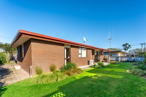 Photo of property in 42 Saint Leonards Road, Temuka, 7920