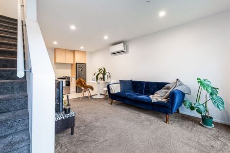 Photo of property in 1/83 Vodanovich Road, Te Atatu South, Auckland, 0610