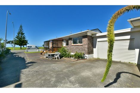 Photo of property in 1/262 Hibiscus Coast Highway, Orewa, 0931