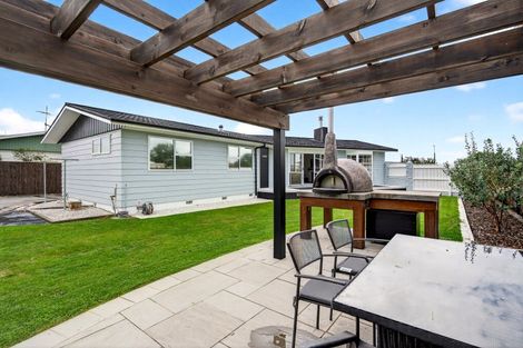 Photo of property in 3 Feist Street, Carterton, 5713