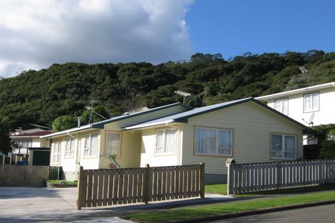 Photo of property in 7 Matariki Grove, Wainuiomata, Lower Hutt, 5014