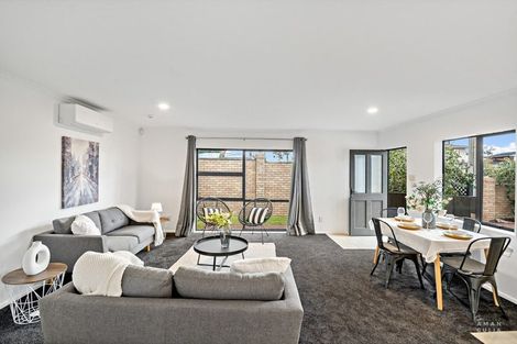 Photo of property in 70a Sturges Road, Henderson, Auckland, 0612
