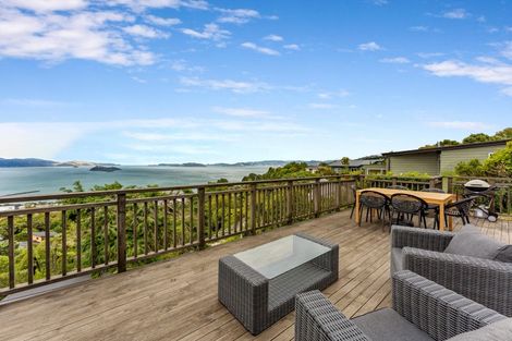 Photo of property in 25 Singers Road, Korokoro, Lower Hutt, 5012