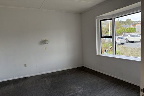 Photo of property in 21 Helston Road, Johnsonville, Wellington, 6037